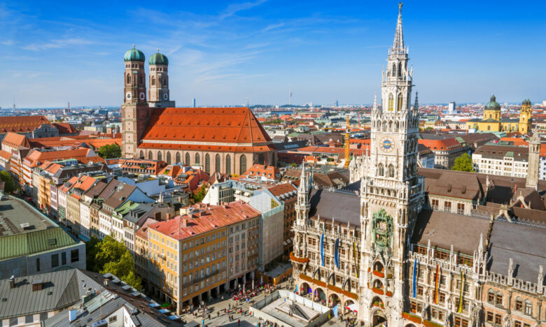 city hall at the Marienplatz in Munich, Germany